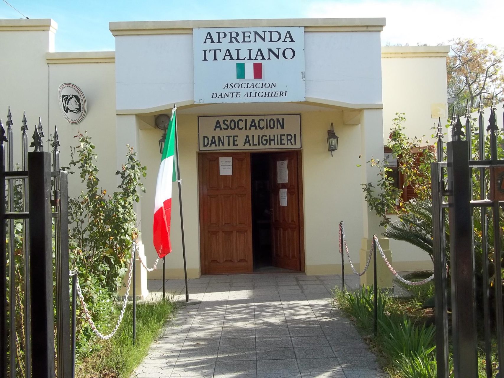 La Asociación Dante Alighieri  de General Pico te lleva el Italiano a tu casa