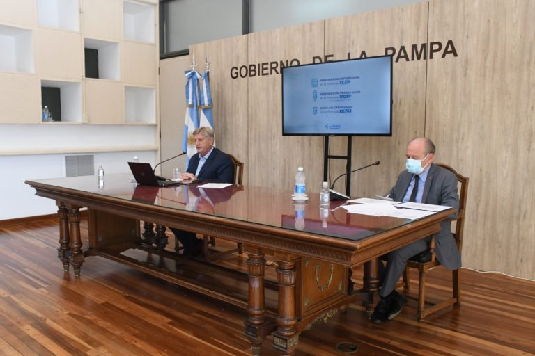 Ziliotto anunció un «informe semanal de vacunación COVID-19» y confirmó que ya se aplicaron el 81% de las vacunas que llegaron a la provincia