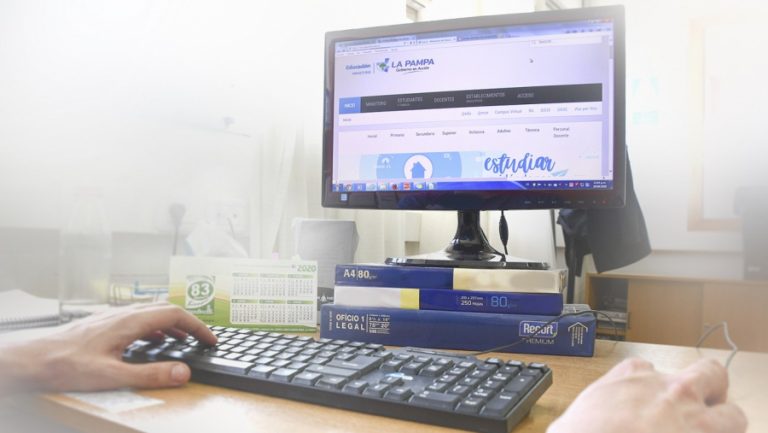Educación Técnico Profesional: inscriben para cubrir espacios curriculares