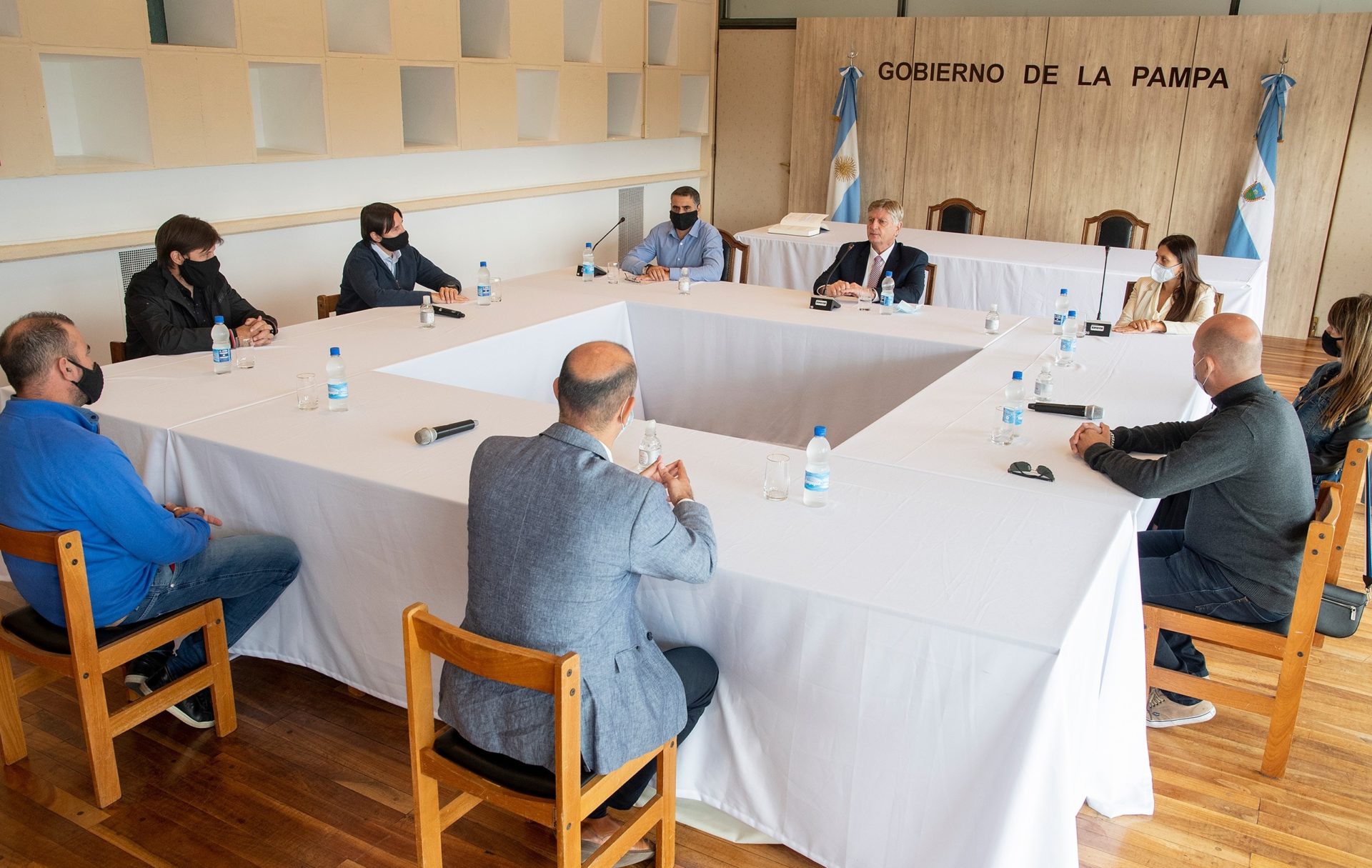 Entregaron más de $ 36 millones de pesos en créditos a tres empresas pampeanas