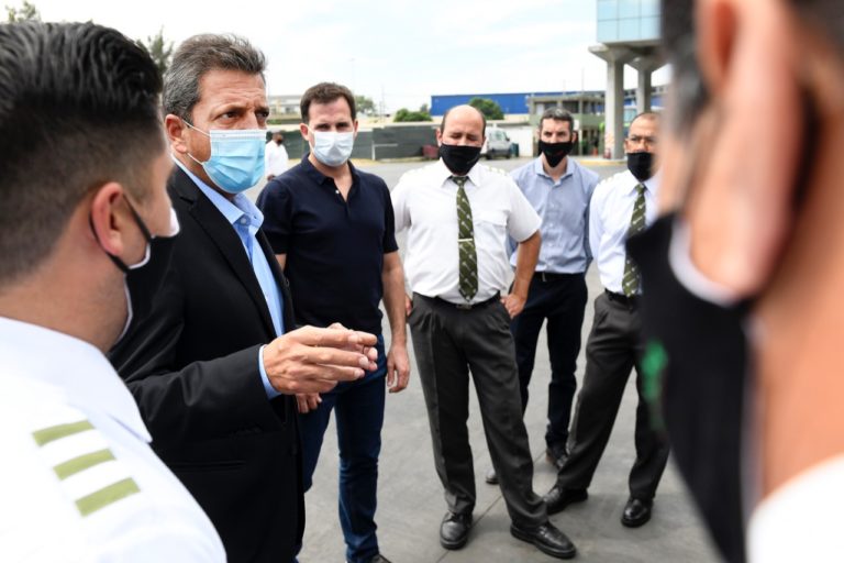 Sergio Massa: “Más de 133 mil trabajadores de transporte en todo el país van a dejar de pagar Ganancias”