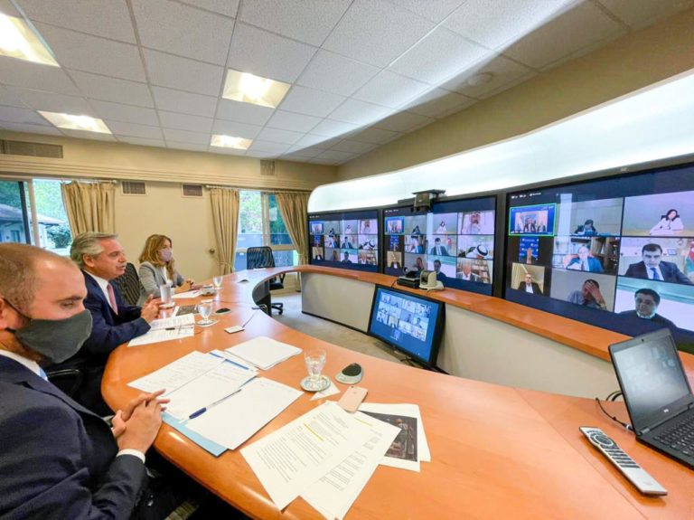 Alberto Fernández invitó a 18 fondos de inversión soberana a que “vuelquen su mirada en la Argentina”