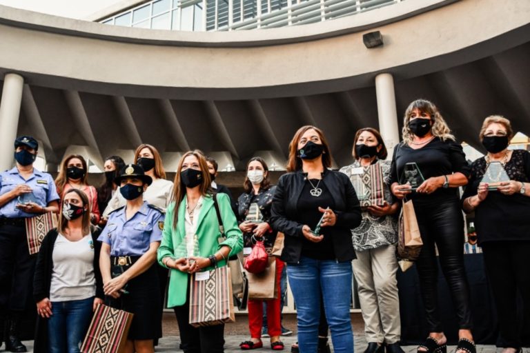 En el día de hoy se llevó a cabo el reconocimiento a 15 Mujeres Esenciales de la ciudad de General Pico