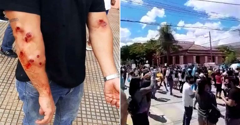 Palazos y balas de goma en Formosa por una protesta contra la vuelta a la Fase 1 de la cuarentena