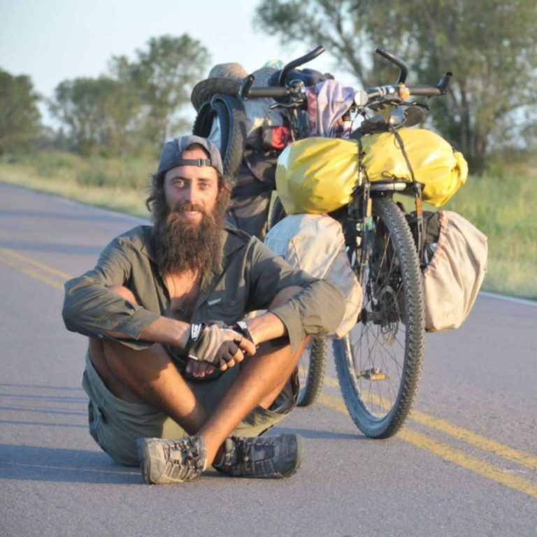 Conocé la historia del “crotamundo” radicado en La Pampa que hizo 11.700 km desde Nicaragua hasta Santa Rosa en bicicleta