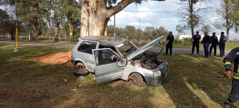 Accidente fatal en el acceso a Huinca Renancó: Falleció un hombre y otro se encuentra grave
