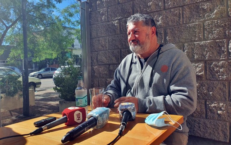 “La ciudad necesita una gran reforma: no somos la Casa Blanca para tener 63 funcionarios. Yo voy a gobernar con la mitad”, aseguró Juan Carlos Passo