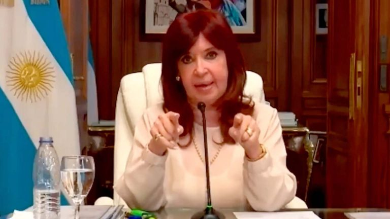 Cristina Kirchner: “No voy a pedir ningún sobreseimiento, hagan lo que tengan que hacer”