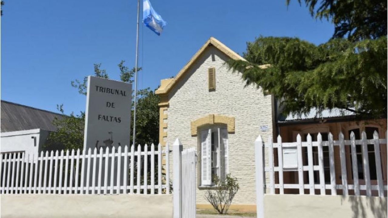 Infracciones por malezas y acumulación de residuos en terrenos: Las multas comienzan desde $1.720 por metro de frente
