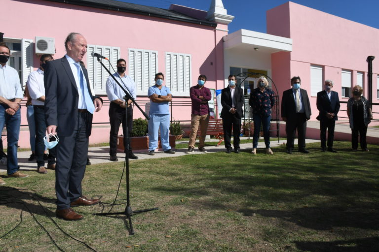 Se inauguró una refacción integral en el Hospital de Realicó con una inversión mayor a los 45 millones