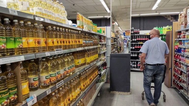El Gobierno estima que a partir de abril la inflación irá a la baja