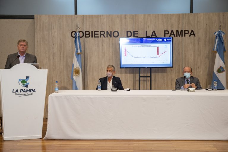 La Pampa: Ziliotto anunció la prohibición de encuentros familiares y sociales en domicilios particulares