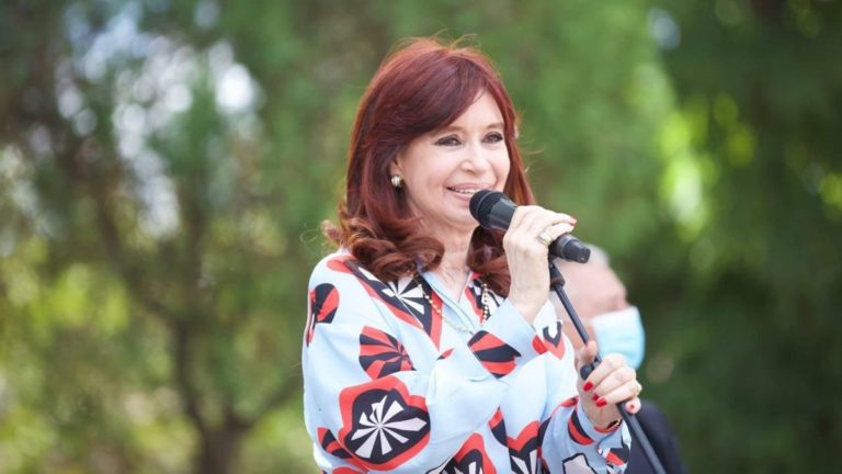 La justicia le devolvió a Cristina Kirchner la administración de Los Sauces, Hotesur y otras sociedades que estaban intervenidas