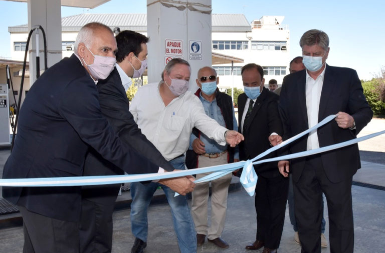Ziliotto inauguró la nueva estación de servicio del departamento provincial en Santa Rosa