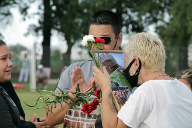 Emotivo y conmovedor homenaje a la memoria de Emi Galli Marín en cancha de Costa Brava