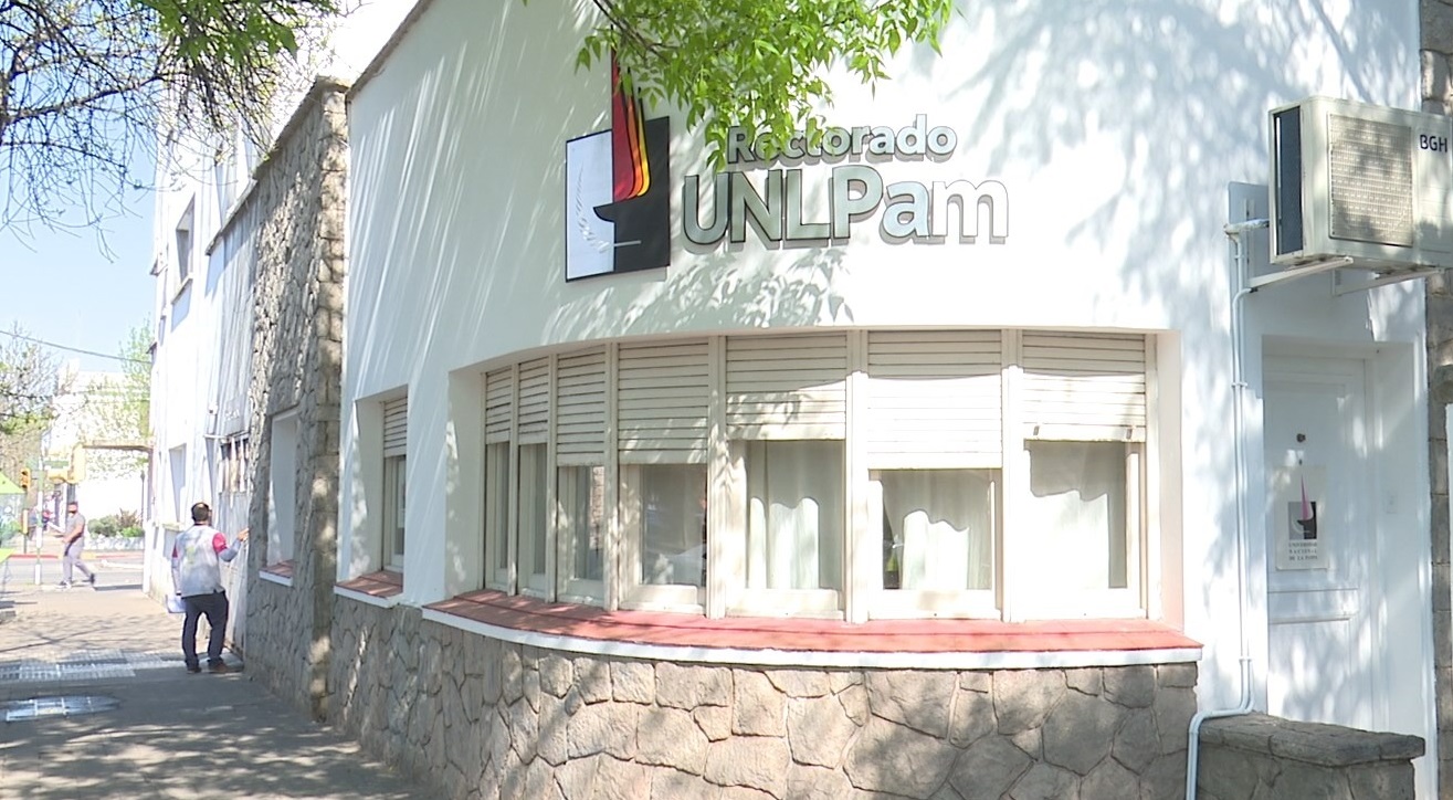 Los egresados de la UNLPam en General Pico recibirán su diploma el miércoles en la sede del Rectorado