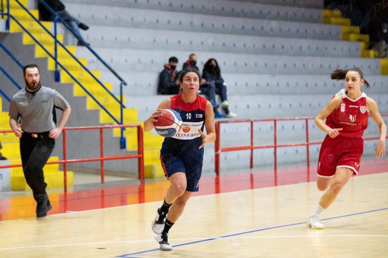 La basquetbolista piquense Regina Carosio disfruta un gran presente en Italia: “Estoy muy feliz de estar acá”