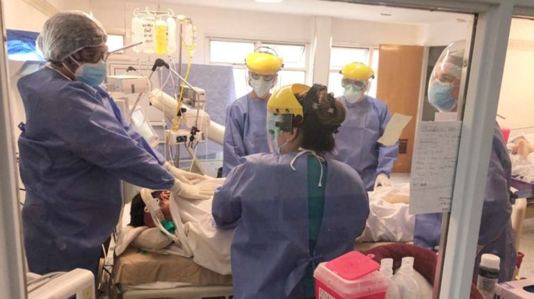 Personal de salud en Buenos Aires: escaso, agotamiento y sueldos atrasados