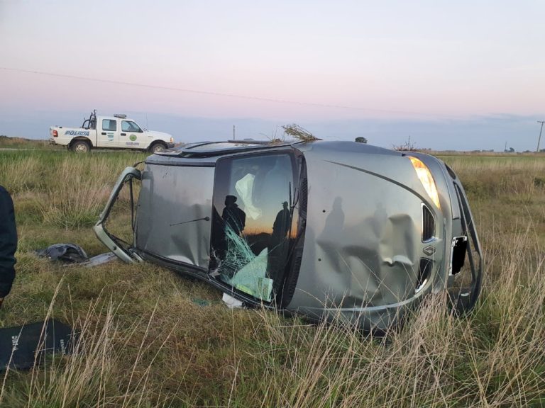 Vuelco en Ruta 101 al sur de Vértiz: Un hombre fue trasladado por precaución a General Pico