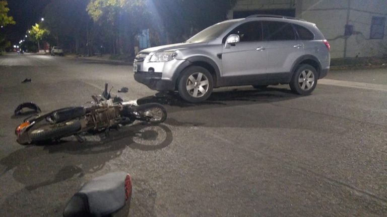 Con media hora de diferencia, se registraron dos accidentes de tránsito en la noche del domingo