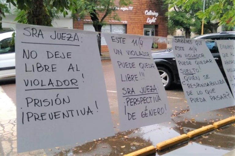 Desde “Tamboras del Viento” exigen que no quede en libertad un hombre que fue denunciado por su propia hermana por “abuso y violación sostenida durante 4 años”