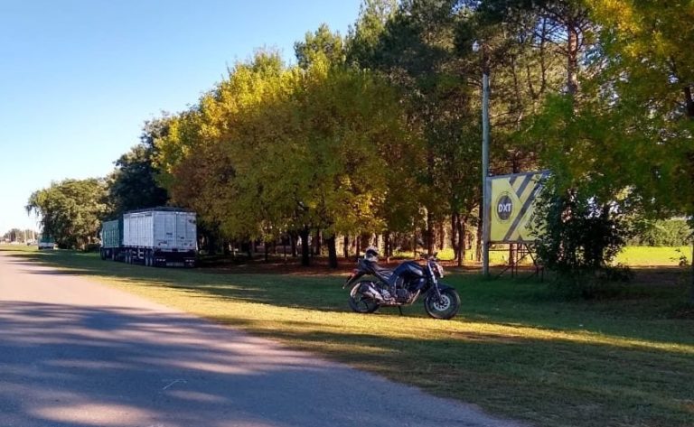 Venían en moto y chocaron contra un perro: Un pequeño de cinco años fue trasladado al Hospital por precaución