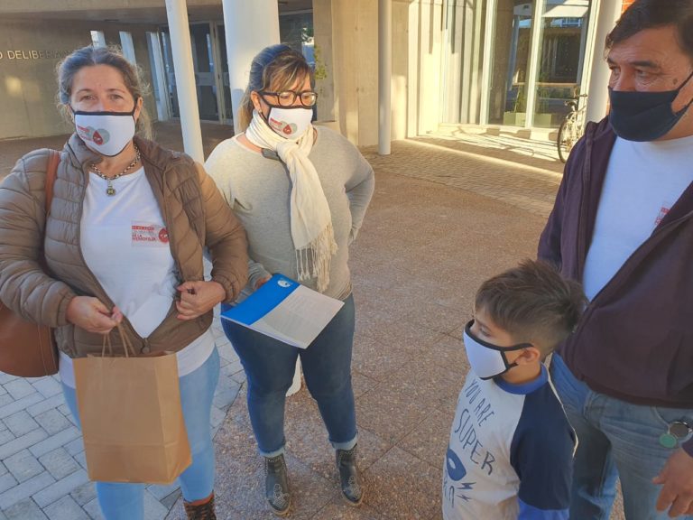 Día Mundial de la Hemofilia: “Me dijeron que los hemofílicos no llegaban a la adolescencia, mi hijo se crió en una burbuja y no tuvo infancia”