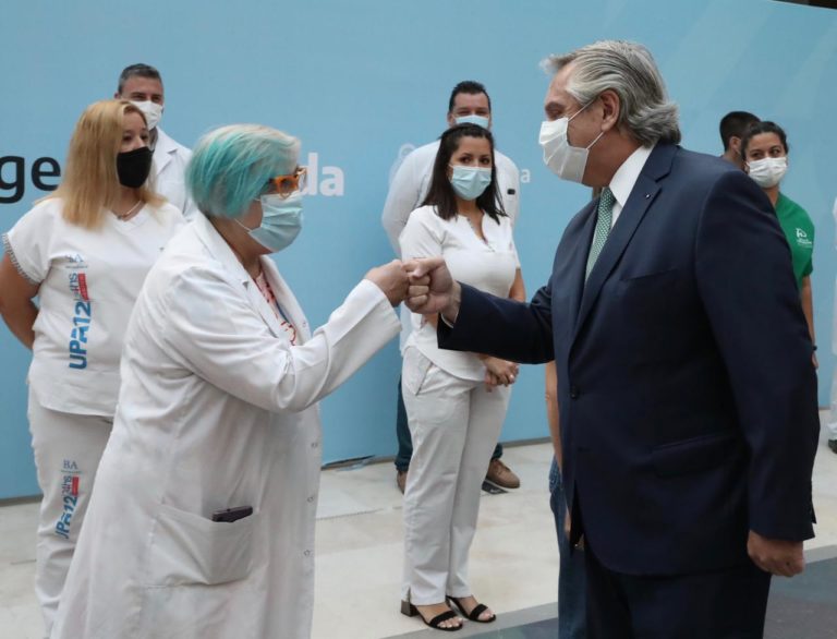 Alberto Fernández anunció un bono de $ 6.500 pesos extra por tres meses para los trabajadores de la Salud