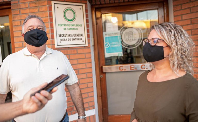 Los mercantiles cerraron la paritaria anual con un aumento del 32% a pagar en 4 tramos y revisión en enero