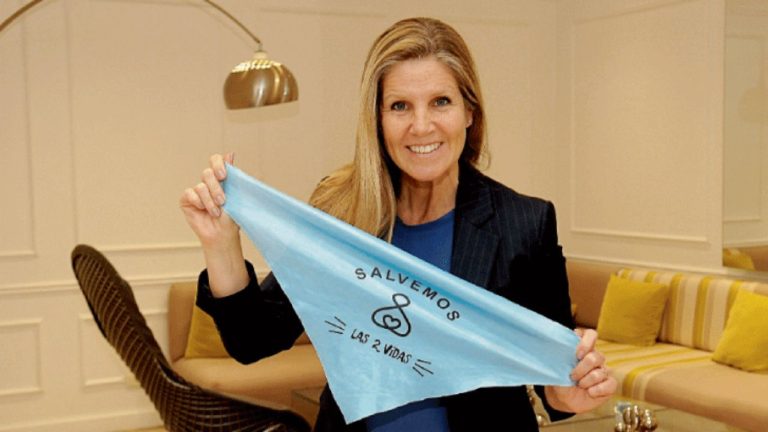 Cynthia Hotton: “El aborto seguro no existe, ya empezó a causar la muerte de mujeres”