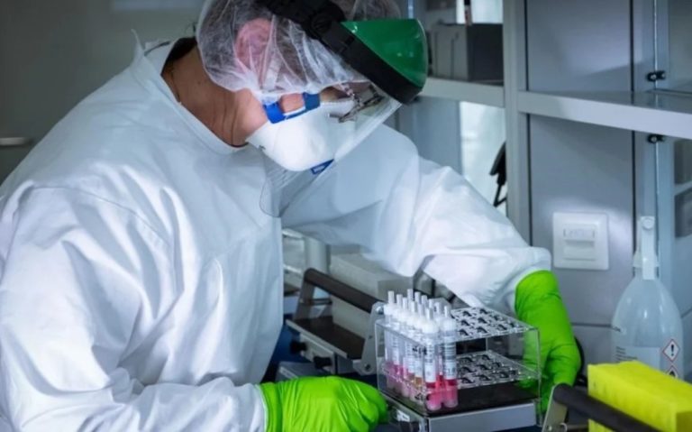 Hallazgo científico en EE.UU: descubren una forma de neutralizar el Covid-19 en menos de un segundo