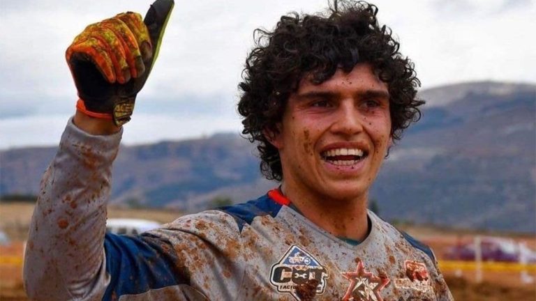 San Juan llora por la muerte del Wey Zapata, joven piloto de motociclismo