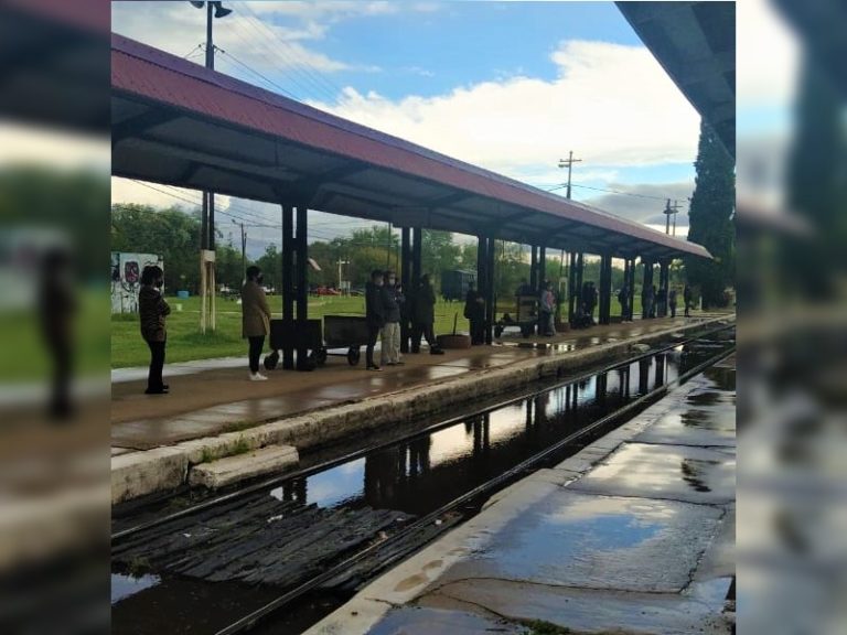 Jornada de Búsqueda activa en la estación del ferrocarril y de vacunación con el primer componente contra Covid