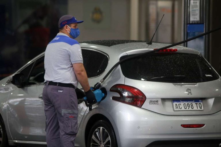 El mapa de la nafta: hay 16 provincias en donde la premium ya pasó los $100