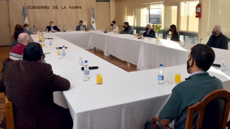 Nuevas medidas de ayuda financiera para sectores productivos en La Pampa