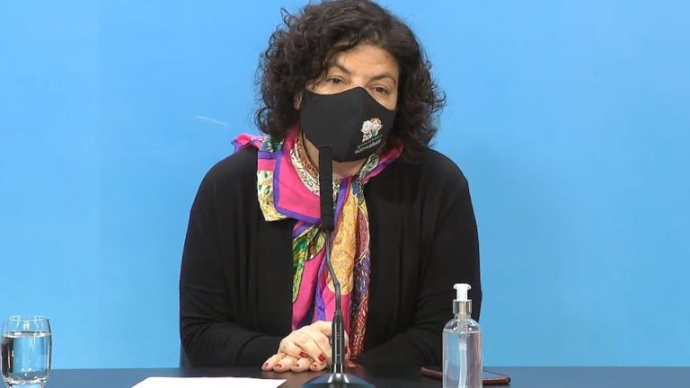 Vizzotti: “El aumento exponencial de casos se ha detenido”