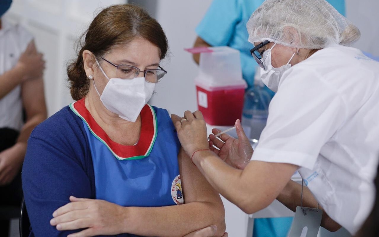 Plan de vacunación del personal de Educación en La Pampa: De 12.724 personas inscriptas, ya se vacunó al 42 %