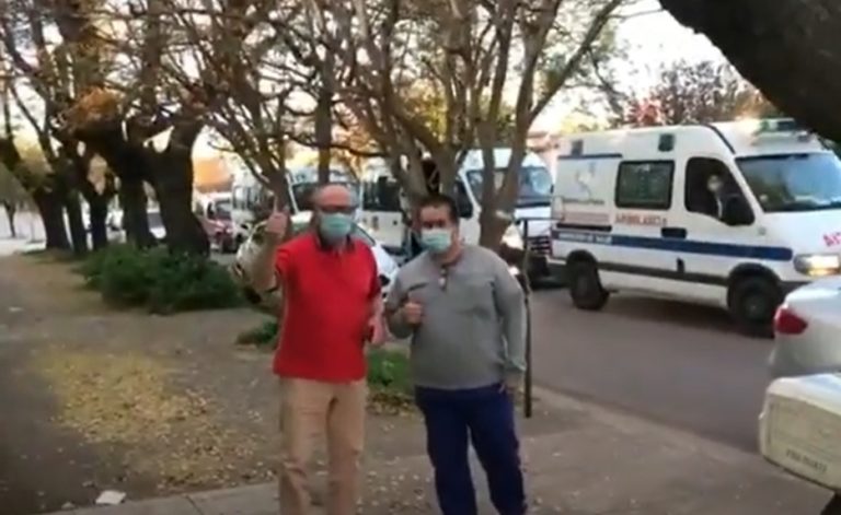 El popular locutor Juan Ramón cumple años y emocionado hasta las lágrimas lo celebró con una visita muy especial: “Es difícil explicar lo que pasa, estoy muy feliz”