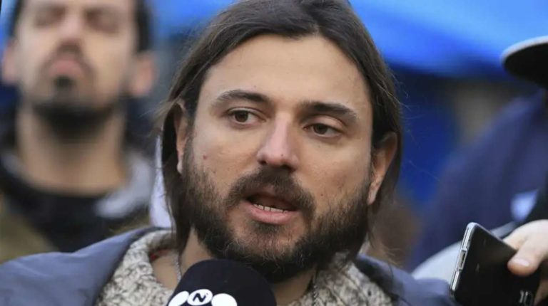 Juan Grabois fue retenido en Colombia y fue expulsado del país