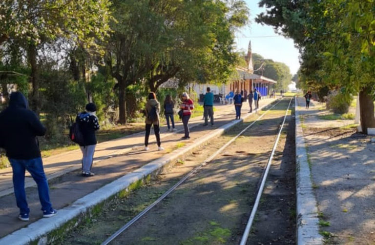 Duplican el personal de Salud para continuar hoy con la “búsqueda activa” y los testeos rápidos en la Estación del Ferrocarril