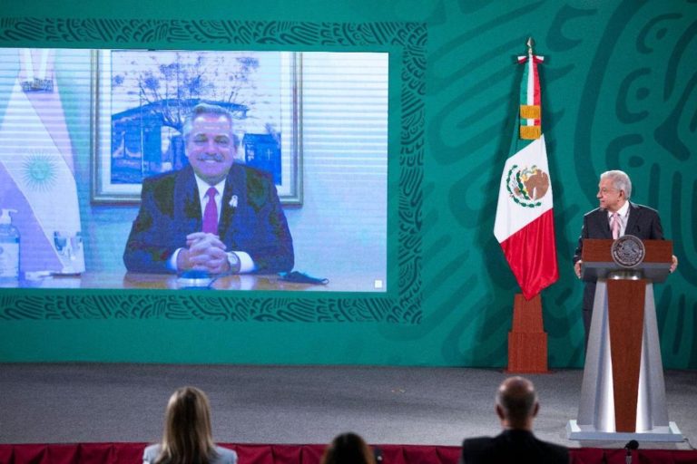 El Presidente anunció nuevos envíos de vacunas desde México y afirmó: “Nos hacen sentir más independientes”