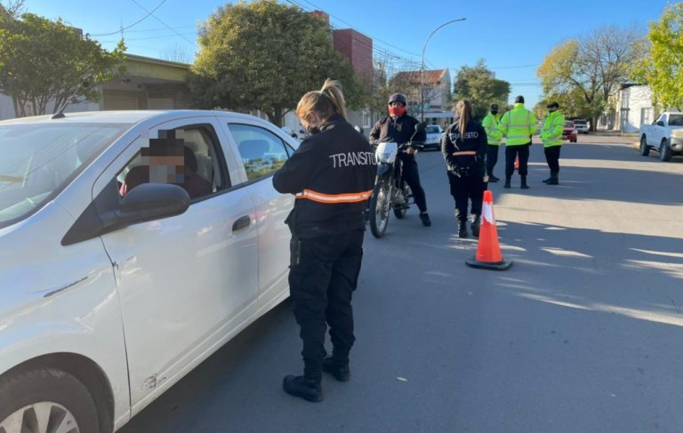 Continúan los operativos de tránsito en General Pico: Se labraron 375 infracciones, hubo 5 retenciones y unas 289 fotomultas