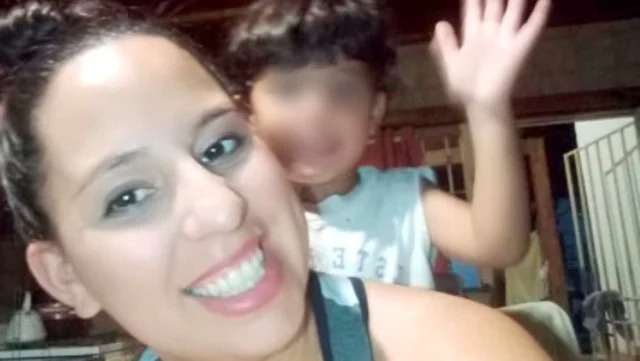 Conmoción en Corrientes: Murió junto a su beba de 2 meses y fue su hijo de 3 años el que alertó al papá: “Mamá está durmiendo”