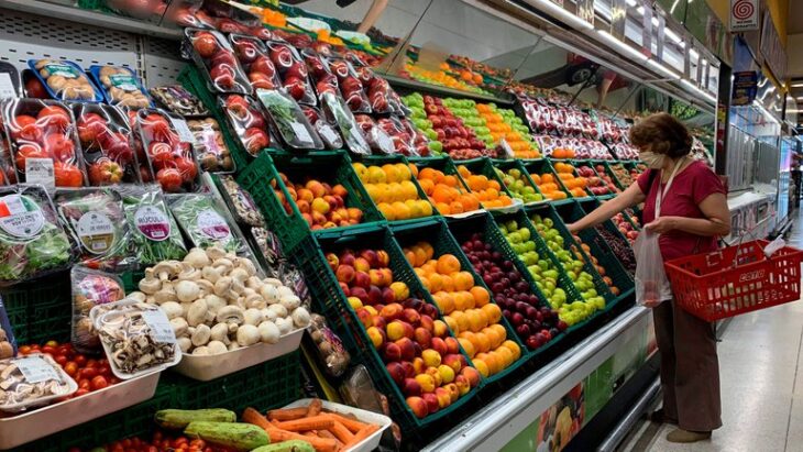 La inflación alcanzó el 4,1% en abril y acumuló 46,3% en el último año