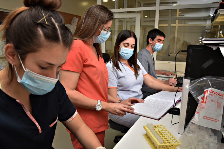 #DíaDelBioquímico | Una labor que es clave y que contribuye a decisiones en la salud actual