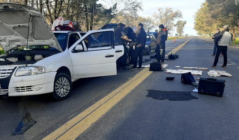 La Policía secuestró más de 50 kg de marihuana, 2 kg de cocaína y detuvo a tres delincuentes en el puesto caminero de Catriló