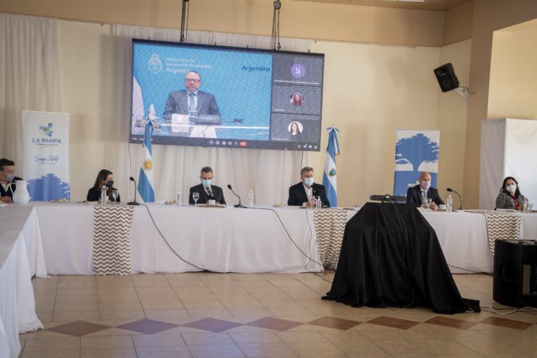La Pampa recibe $ 235 millones no reembolsables destinado a empresas que realicen nuevas contrataciones
