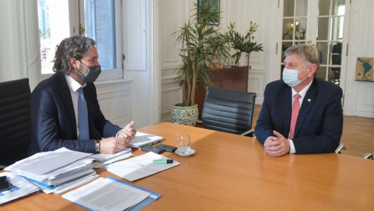 Ziliotto y Cafiero analizaron la campaña de vacunación: “Somos la  provincia de mayor eficiencia”, afirmó el gobernador pampeano