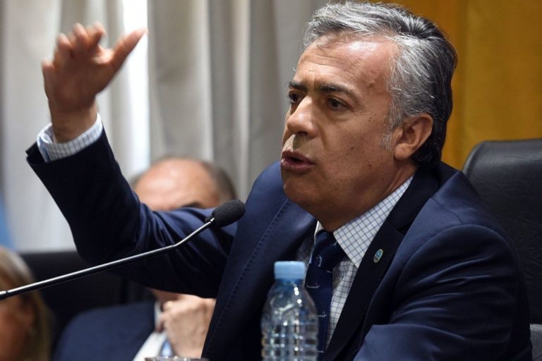 Alfredo Cornejo: “El Gobierno prefiere hacer una misa en vez de hacer una autocrítica”