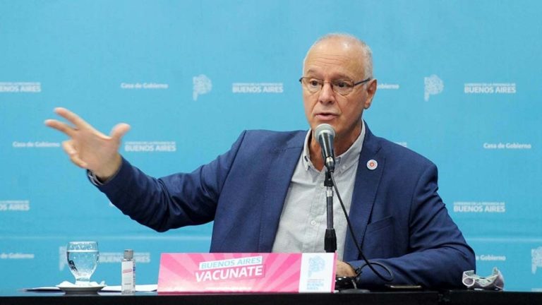 Daniel Gollan sobre la restricción de vuelos: “Estamos tratando de retrasar el ingreso de la variante Delta que va a venir del exterior”